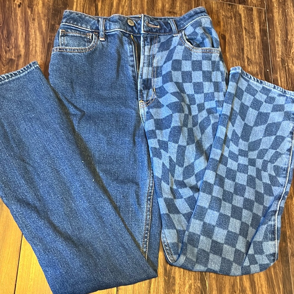 HALF-CHECKER HOLLISTER STRAIGHT LEG JEANS